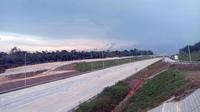 PT Hutama Karya (Persero) terus melanjutkan pembangunan Jalan Tol Trans Sumatera. Salah satunya adalah Tol Bangkinang-Pangkalan.