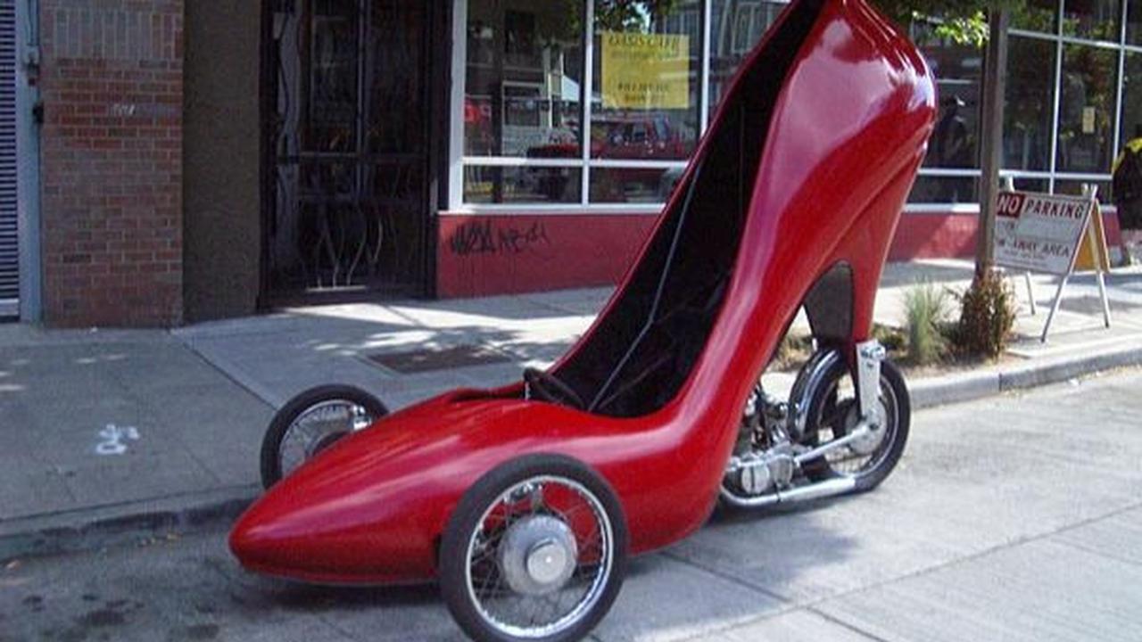 8. Model sepatu