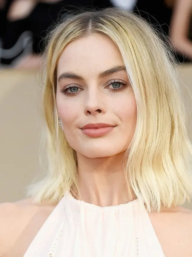 [Bintang] Terinspirasi dari Dandanan Hollywood, Intip Konsep Eye Makeup untuk Acara Siang dan Malam