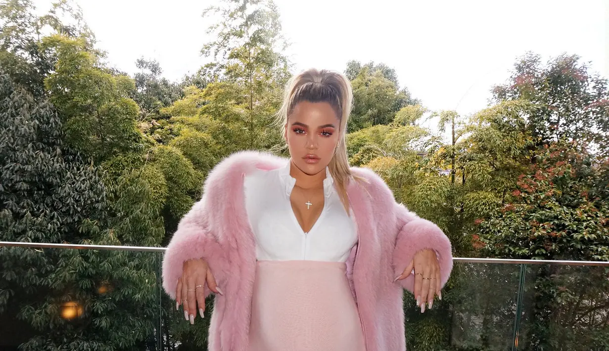 Namun sepertinya Khloe Kardashian sudah bersedia mendengar kebenarannya meski menyakitkan, ya! (instagram/khloekardashian)