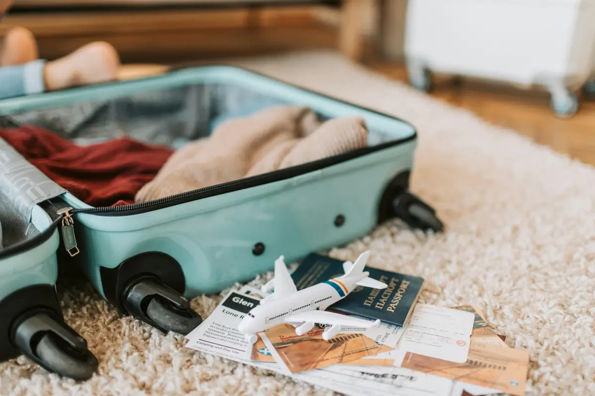 Tips Packing untuk Traveling ke Negara Dingin (Pexels.com)