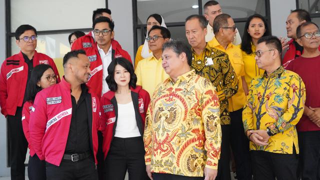 Ketua Umum DPP Partai Golkar Airlangga Hartarto bertemu jajaran PSI.
