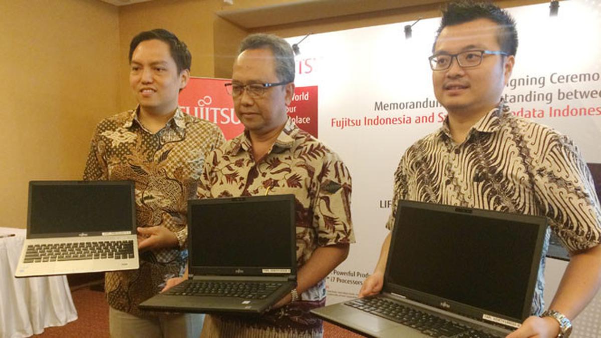 Fujitsu Tunjuk SMI Sebagai Distributor Notebook di Indonesia