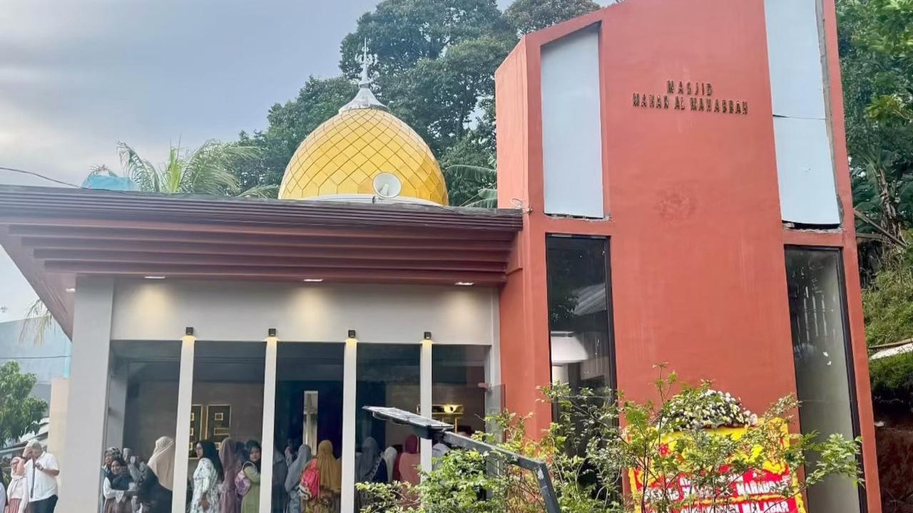 Akhirnya Rampung, 5 Potret Masjid Irish Bella Mahar dari Haldy Sabri - Namanya Masjid Mahar Al Mahabbah