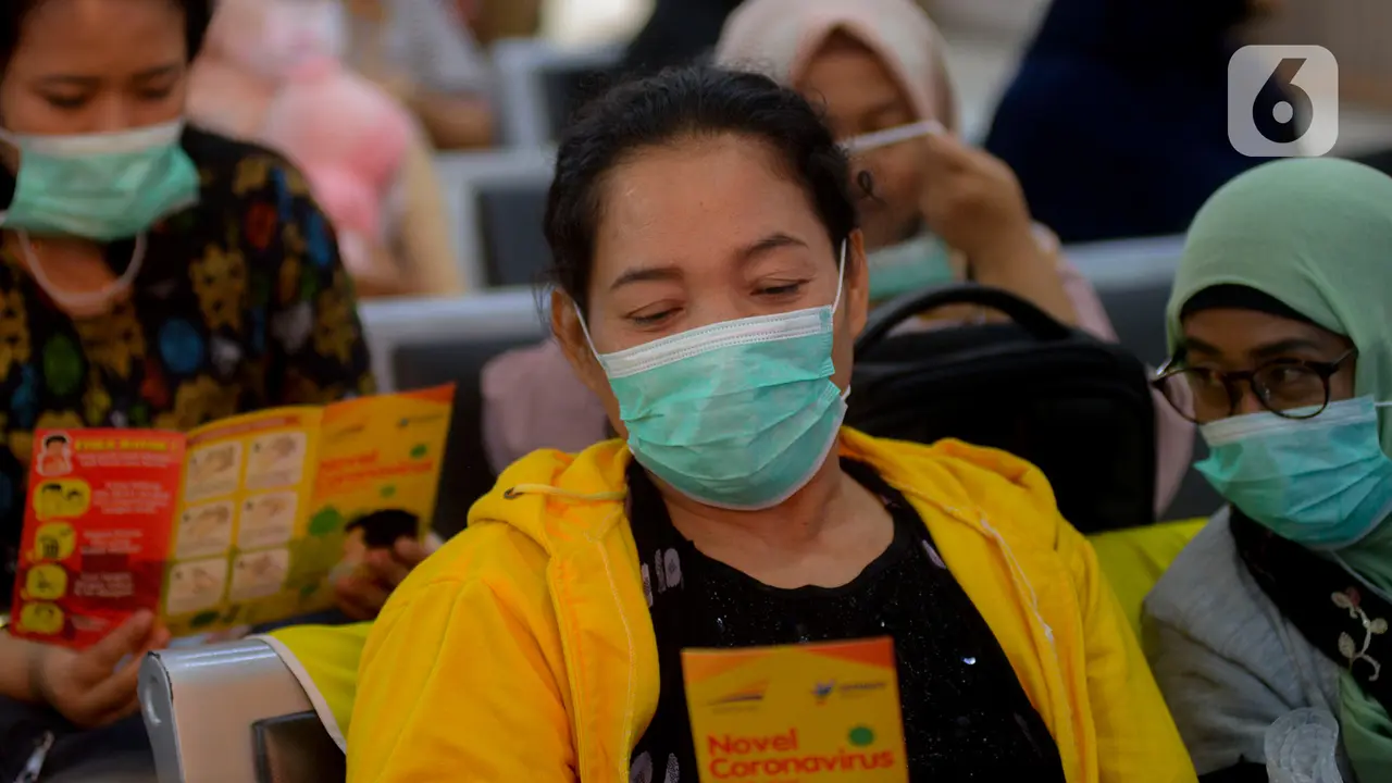 Antisipasi Virus Corona di Stasiun Gambir