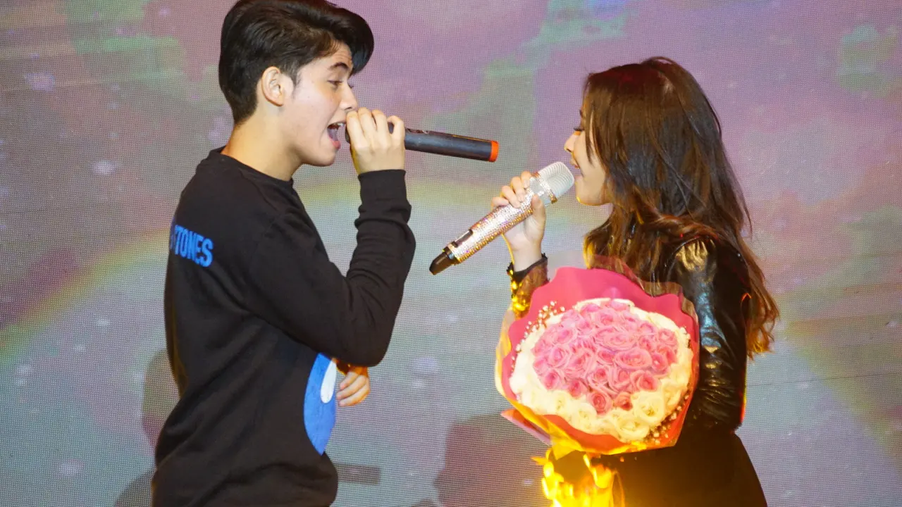 [Bintang] Aliando - Prilly Latuconsina