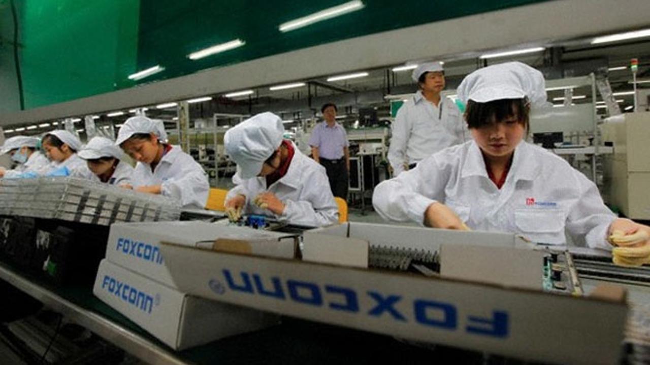 Produksi Menurun, Foxconn Bakal Kurangi Karyawan
