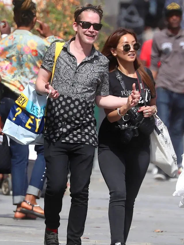 Dikaruniai Anak Laki-laki, Ini 6 Potret Macaulay Culkin Pemeran 'Home Alone' dan Brenda Song