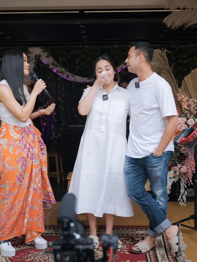 Tangis Nagita Pecah, Raffi Ahmad Kasih Kado Spesial di Hari Ulang Tahun