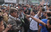 Deretan 'lawan' Ahok di pusaran konflik penggusuran Kampung Pulo