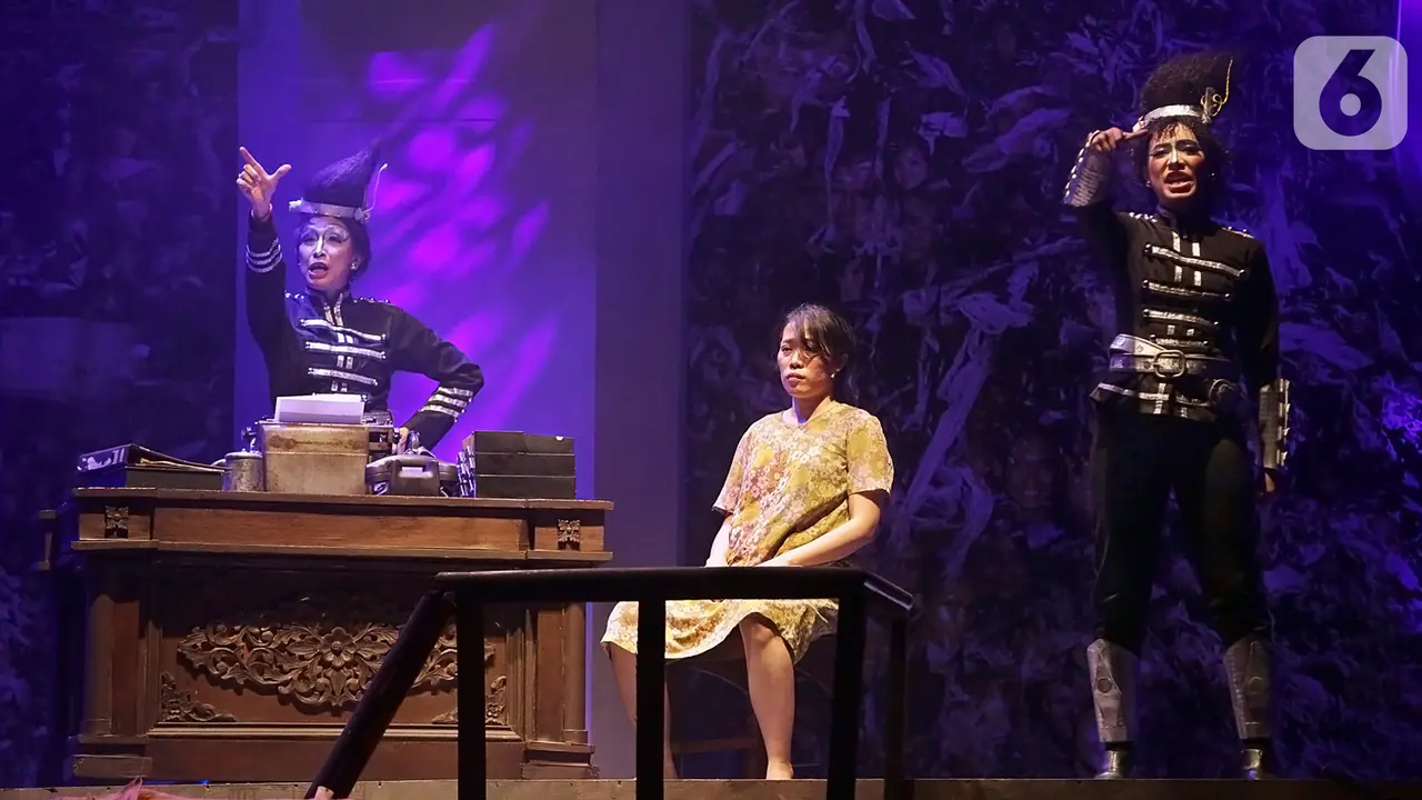 Teater Koma Tampil Muda dengan Musik K-Pop dan Multimedia