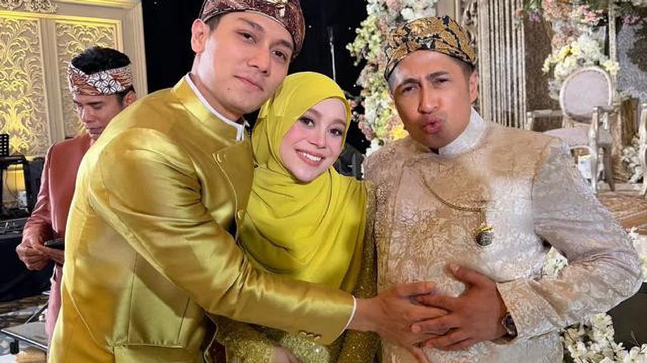 11 Potret Artis di 7 Bulanan Kehamilan Ketiga Lesti Kejora, Bertabur Bintang
