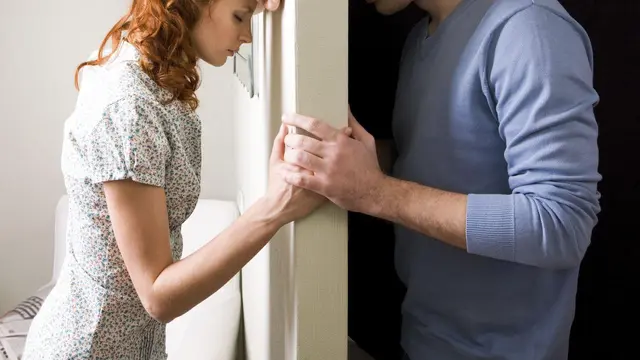 11 Gambar yang Hanya Dipahami oleh Pasangan Beda Agama