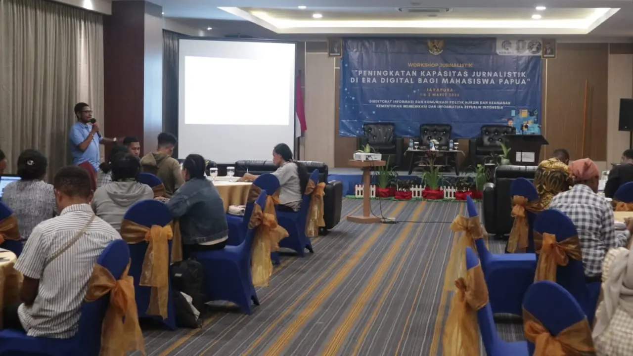 Puluhan Mahasiswa di Papua Ikuti Workshop Jurnalistik dan Literasi Digital
