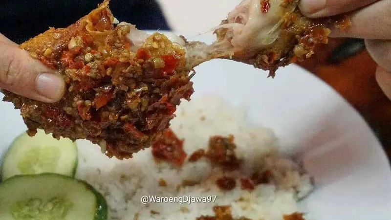 Ayam Goreng Penyet