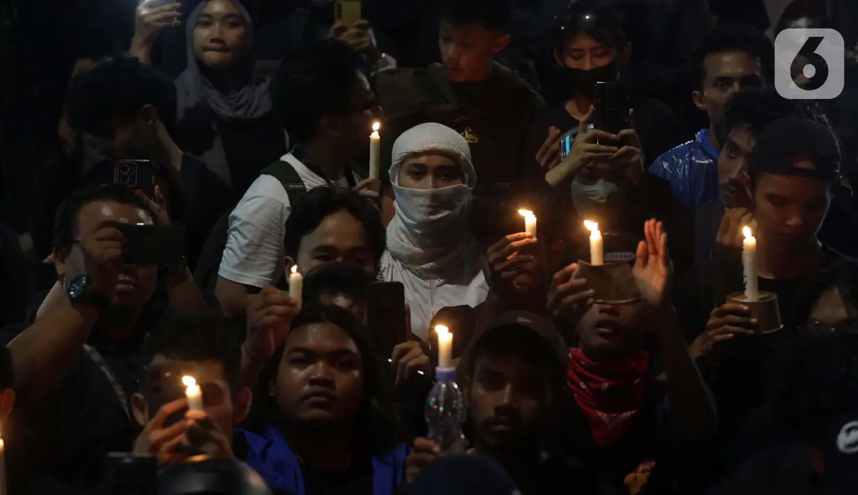 Mereka juga mendesak segera disahkannya RUU Perampasan Aset. (Liputan6.com/Helmi Fithriansyah)