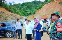 Pemkab Agam Kebut Pembersihan Longsor Jalan Lubuk Basung-Bukittinggi Jelang Idul Fitri 1447 H