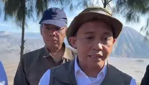 Kebakaran Gunung Bromo Meluas, Menhut Raja Juli Bilang Begini