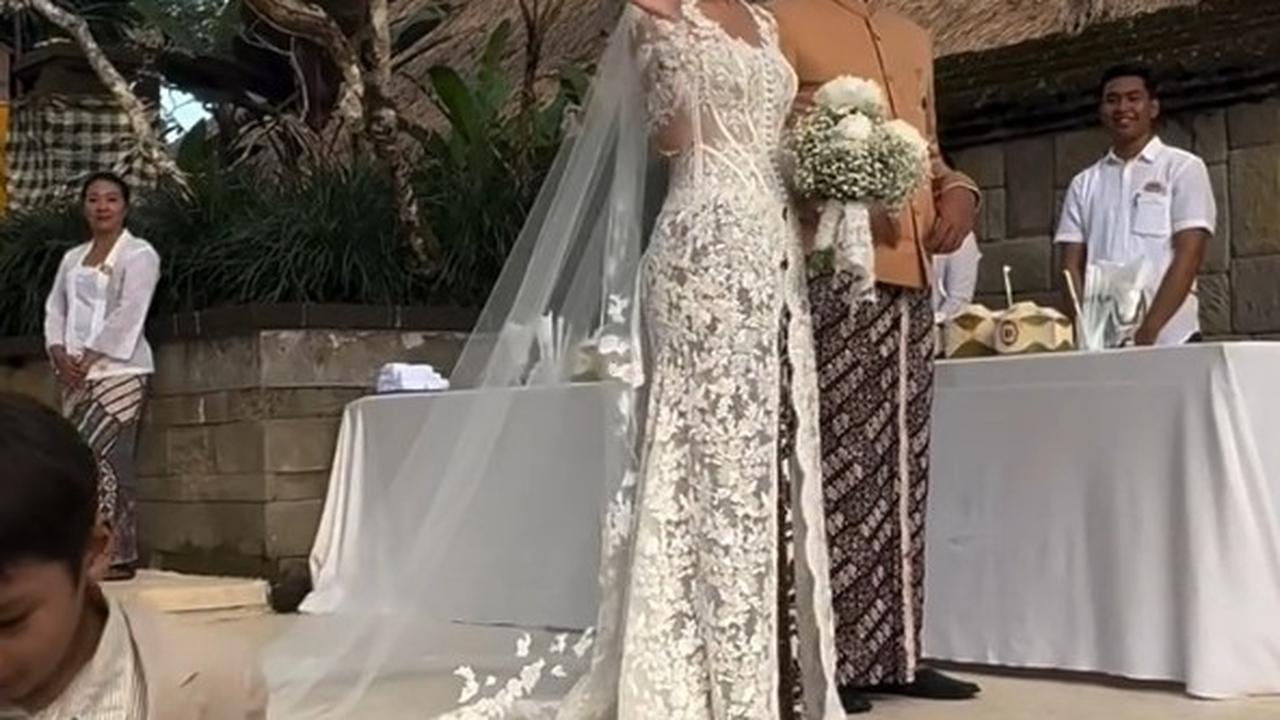 8 Potret Ganteng Kiano dan Kenzo Anak Paula Verhoeven Hadir di Akad Nikah Luna Maya-Maxime Bouttier, Kompak Pakai Jas Kembar