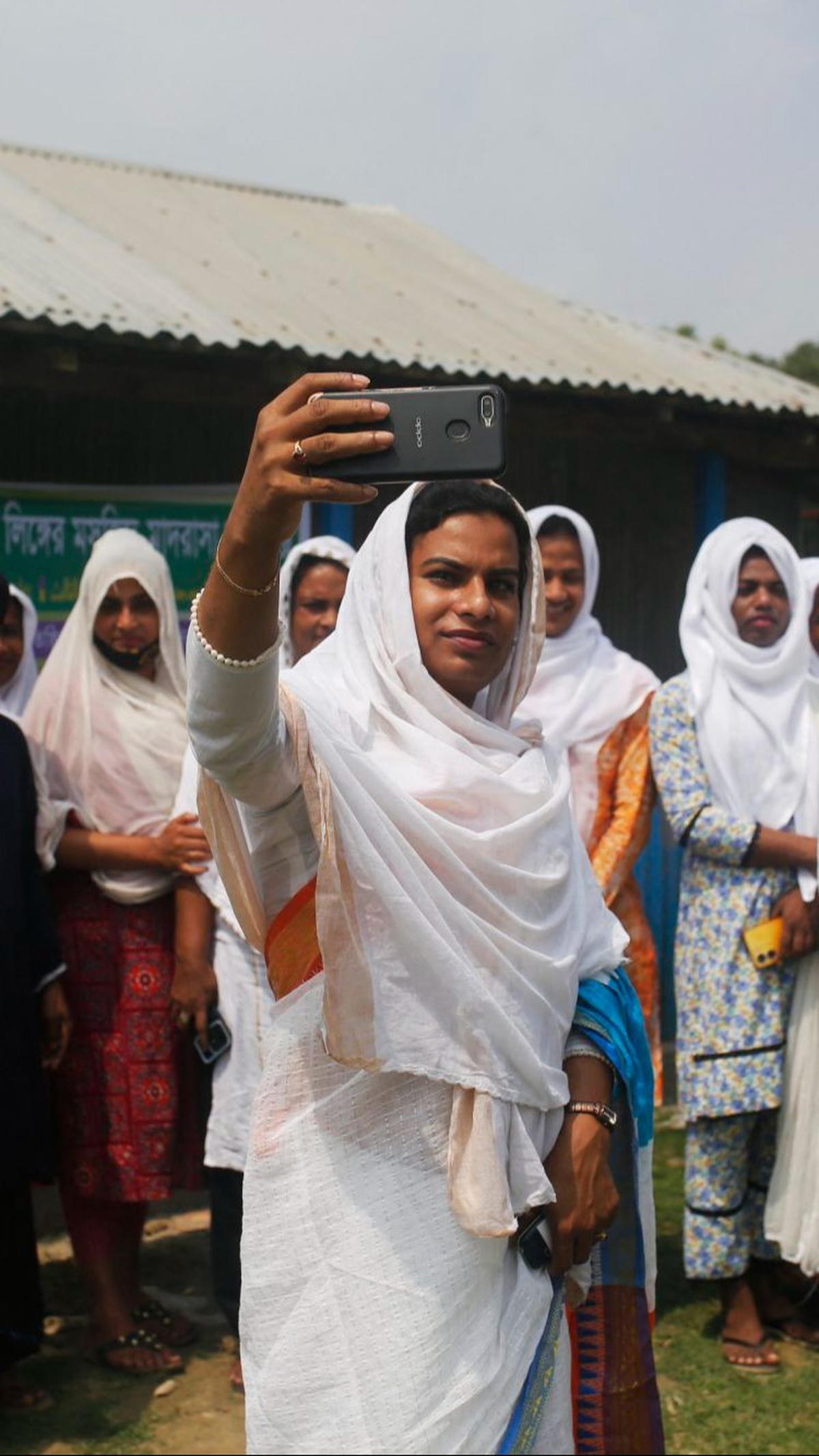 Masjid sederhana yang baru dibangun ini menerima komunitas transgender untuk beribadah tanpa diskriminasi.&nbsp;Rehman Asad/AFP