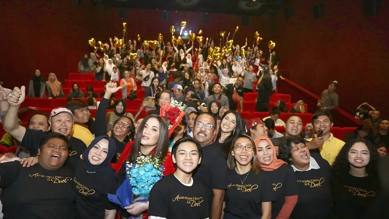 [Fimela] Rano Karno dan Cast Si Doel The Movie 3