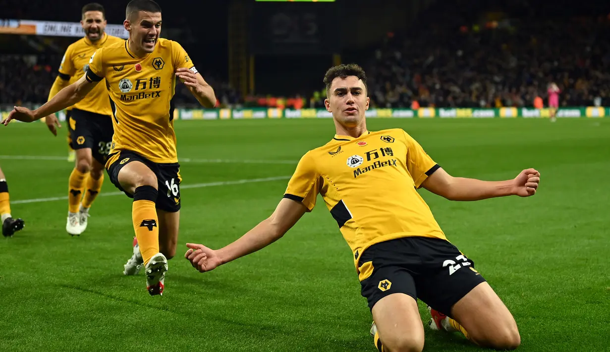 Wolves pernah merasakan era kejayaan pada periode tahun 1950-an. Mereka berhasil memenangkan 3 gelar juara Liga Inggris, 1 Piala FA dan 2 Piala Community Shield. (AFP/Glyn Kirk)