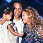 ceritanya sembari menunggu kelahiran bayi kembarnya yang masih di dalam kandungan, Beyonce dan Jay Z berencana pindah ke hunian baru yang menawarkan privasi lebih ketat. 