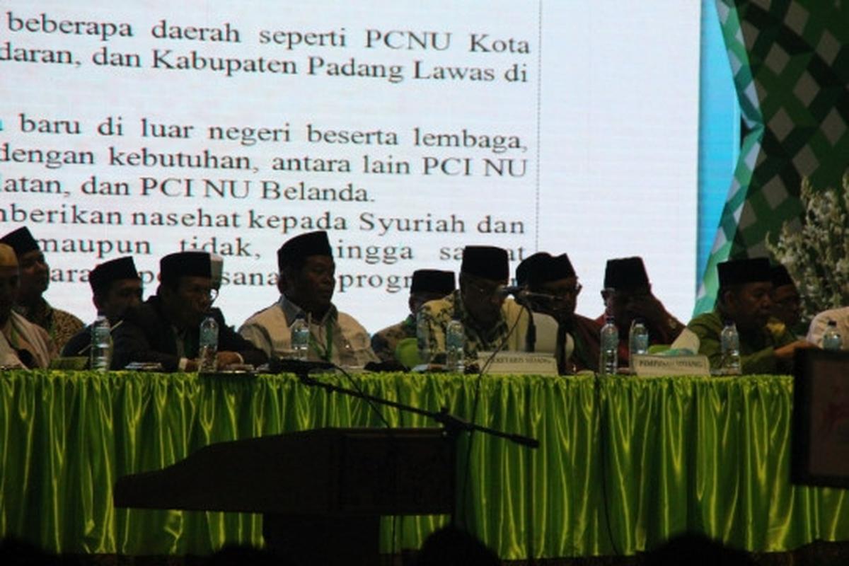 Said Aqil Siroj bacakan laporan pertanggungjawaban PBNU 2010-2015