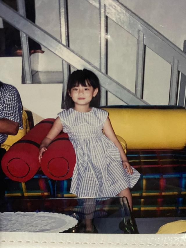 7 Potret Transformasi Gege Elisa, Paras Masa Kecilnya Menggemaskan