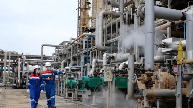 PT Kilang Pertamina Internasional Refinery Unit III Plaju (Kilang Pertamina Plaju) catatkan produksi yang lampaui target sepanjang triwulan pertama 2022. (Dok Pertamina)