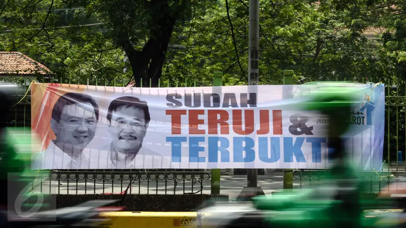 20160729-Spanduk Dukungan Ahok dan Djarot-Jakarta