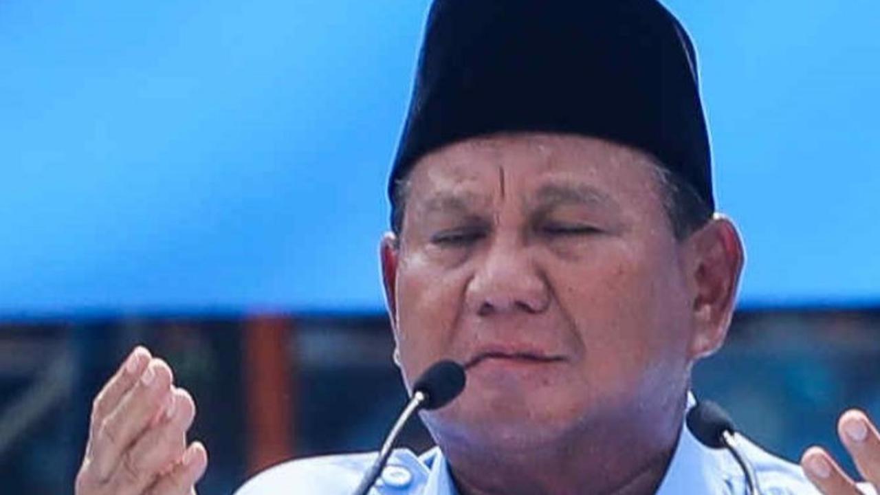 Prabowo Langsung Perintah Ajudan 'Panitia Tolong Ambil Air, Saudara Sekalian Sabar