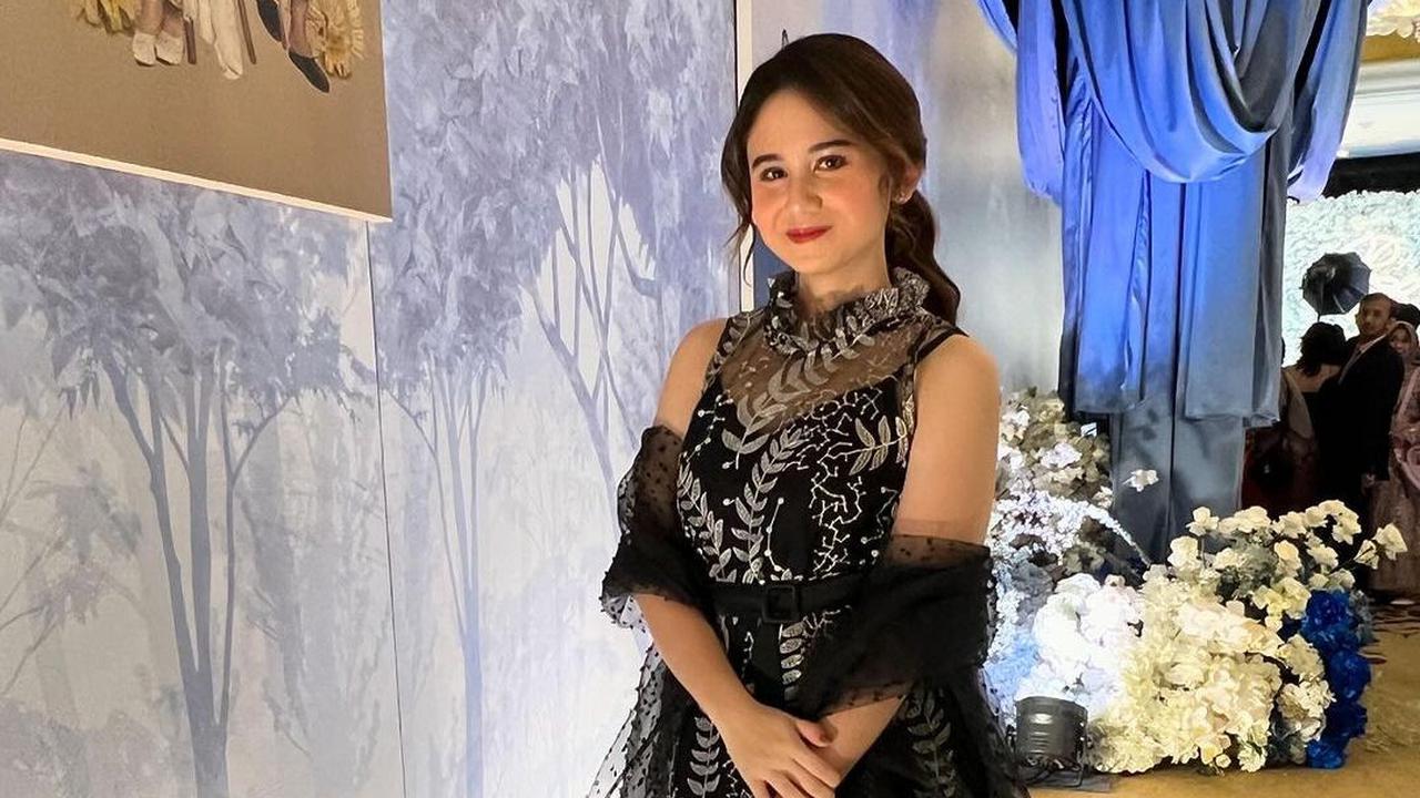 <b>Berpenampilan Anggun dan Elegan</b><br>