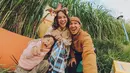 Bisa dikaruniai kembali anak kedua, Andien sangat bahagia. Ia pun sangat bersyukur dan kehamilannya ini tidak mengganggunya dalam beraktivitas. Menurutnya hamil dan karier dua hal yang berbeda. (Instagram/andienaisyah)