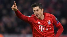 Lewandowski kini menjadi top skor sementara di pentas Liga Champions 2019/20. Pemain asal Polandia ini telah mengoleksi 11 gol di ajang kompetisi bergengsi antar klub Eropa tersebut. (AFP/Christof Stache)