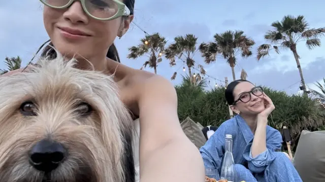 Alyssa Daguise Liburan Sambil Bekerja di Bali. [@alghazali7]