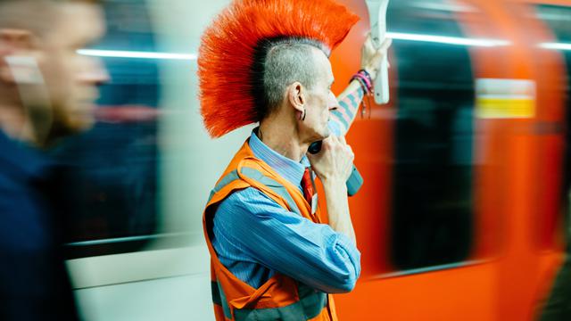 ilustrasi anak punk (sumber: unsplash)