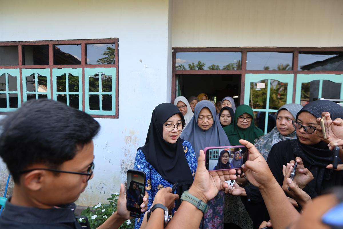 Dua Warga Banyuwangi Hilang dalam Insiden KM Virgo, Bupati Ipuk Siapkan Bantuan Pendidikan Anak