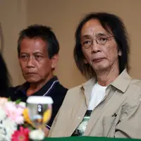 Yockie Suryoprayogo menggelar konser yang memanggungkan karya-karya emas bertajuk LCLR (Lomba Lagu Cipta Lagu Remaja) Plus Concert Yockie Suryoprayogo. (Deki Prayoga/Bintang.com)