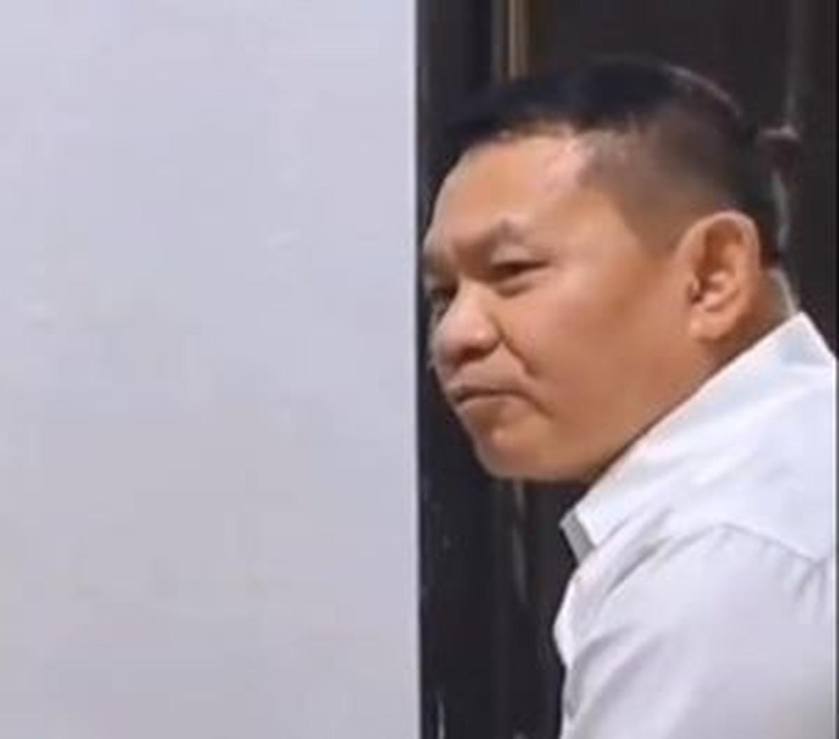 "Semoga Allah senantiasa memberikan kesehatan kepada Pak Uloh dan semoga Masjid Nurussalam dapat terus memberikan manfaat yang besar bagi beliau dan seluruh masyarakat. Aamiin," tutup Dudung.<br>