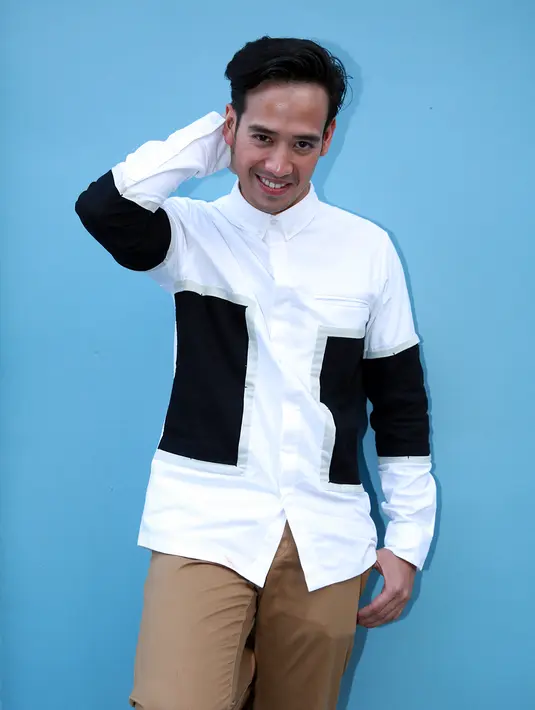 Ditempat yang sama,  Putri membongkar kebiasaan Tarra yang lama kalo berdandan. (Deki Prayoga/Bintang.com)