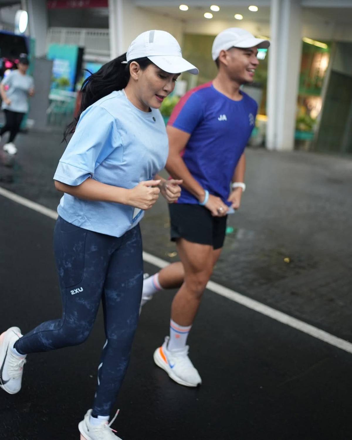 Rieke 'Oneng' Gelar Birthday Run di GBK '51 Tahun