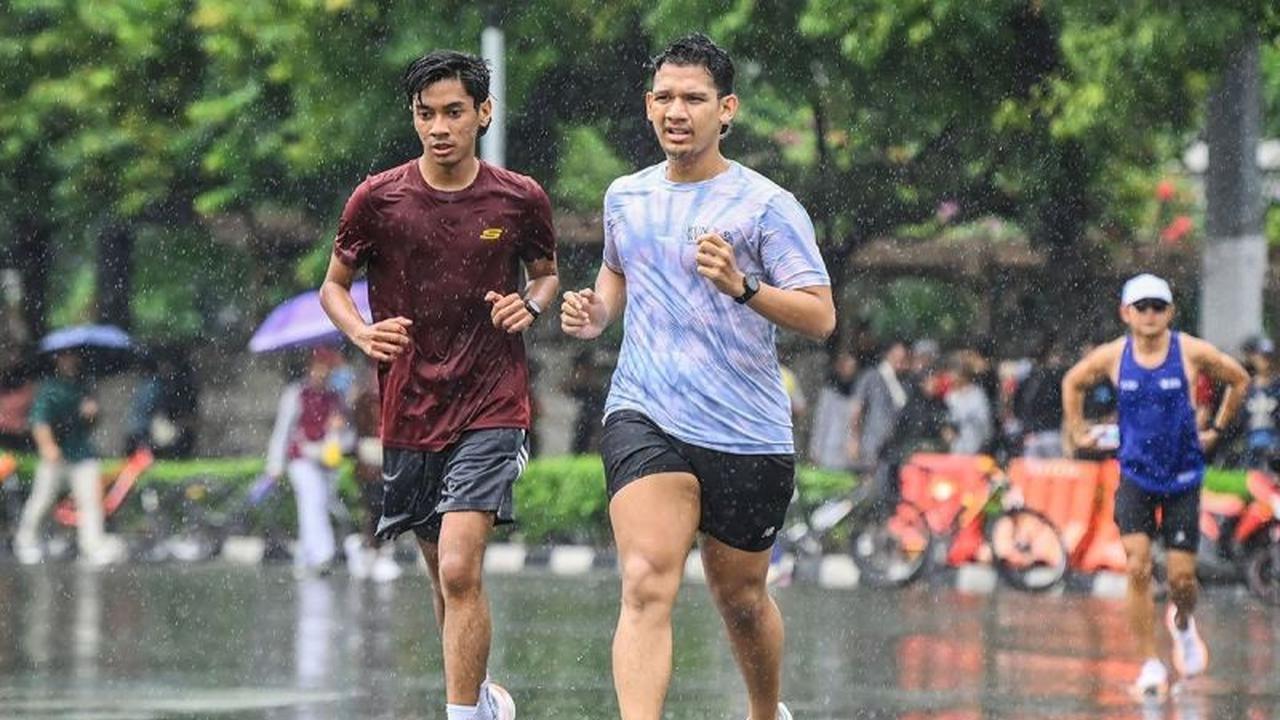 Prakiraan Cuaca BMKG: Waspadai Hujan Petir di Jakarta, Bandung, Semarang Awal November