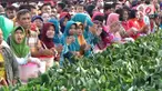 Dalam rangka hari jadi Kota Madiun yang ke 100. Pemkot Madiun menggelar makan gratis belasan ribu pincuk pecel Madiun