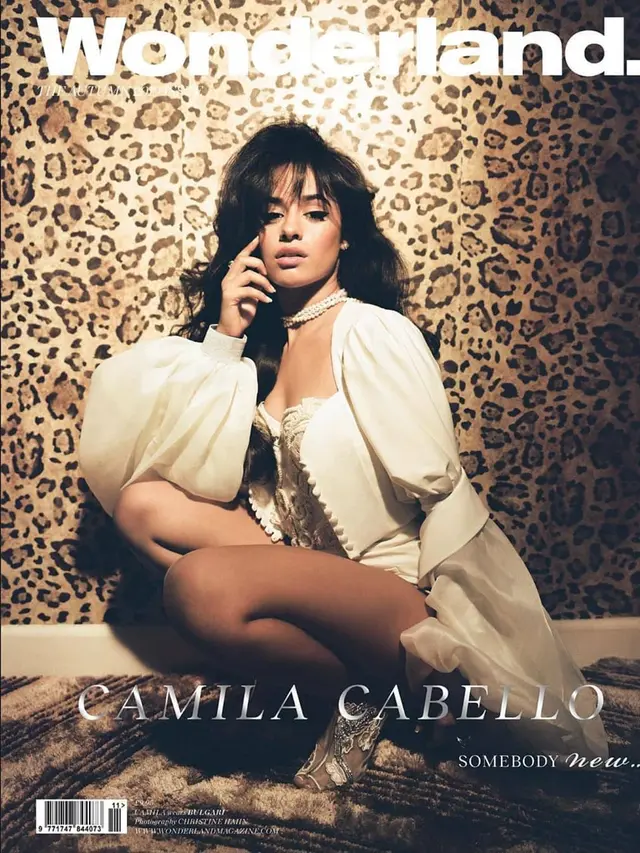 Rancangan busana Diana Putri digunakan Camila Cabello