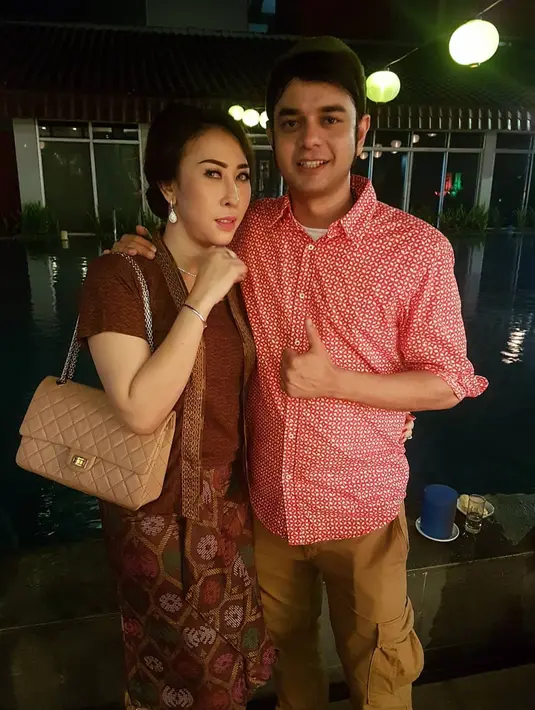 Rio Reifan dan Henny Mona