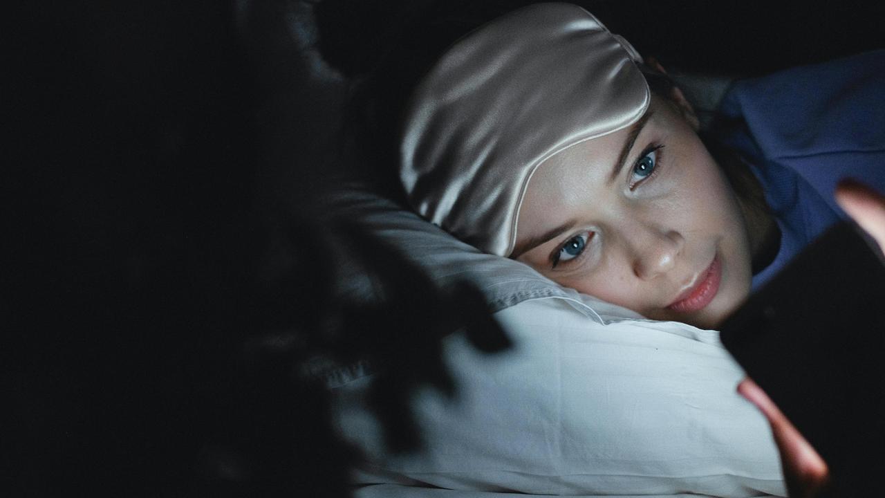 Selamat Tinggal Insomnia, Tidur Lebih Nyenyak dengan Gaya Hidup Sehat dan Pola Makan yang Tepat!