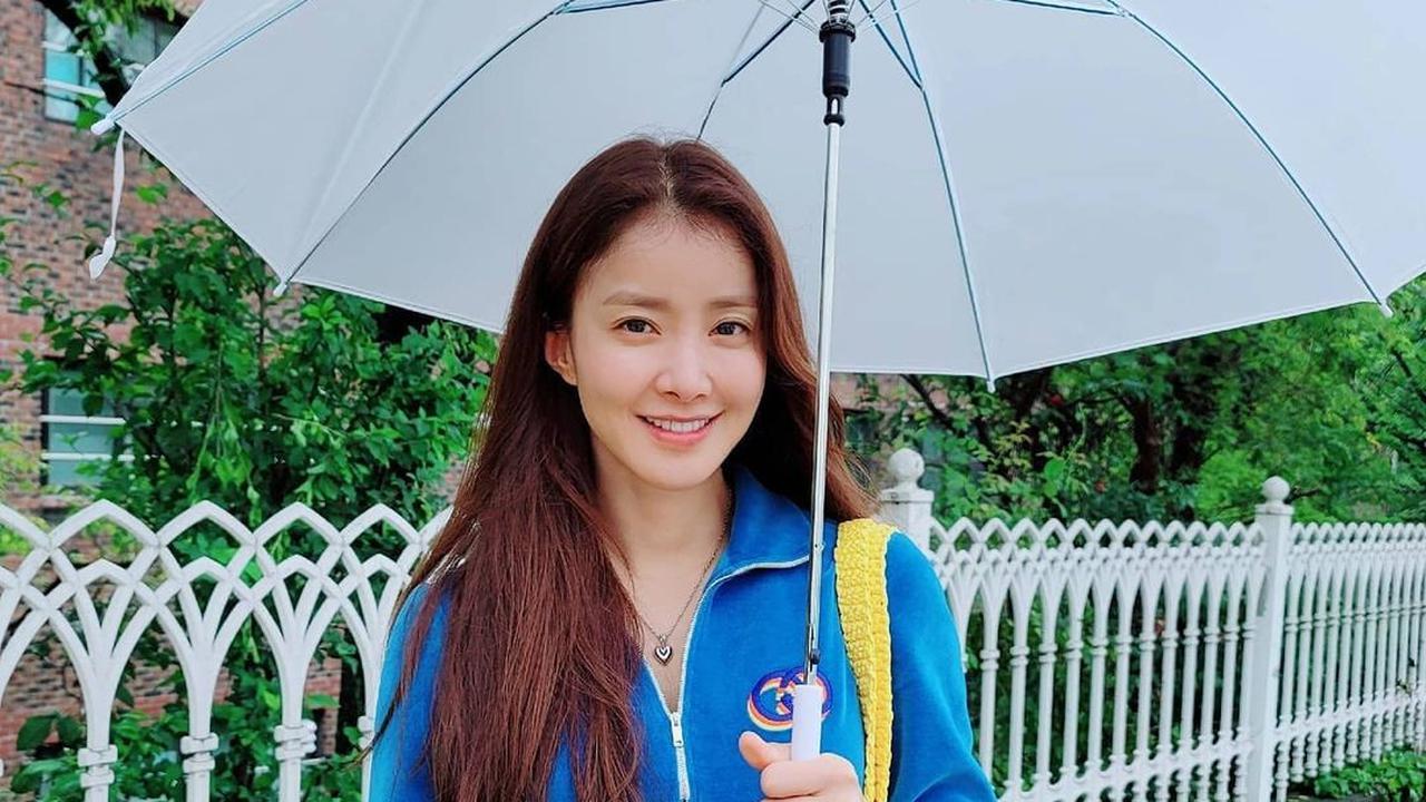 Lee SI Young. (Instagram/ leesiyoung38)