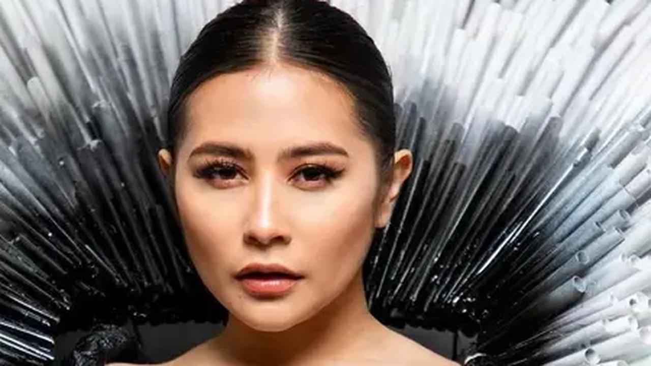 Potret Kemeriahaan Jember Fashion Carnival 2023, Prilly Latuconsina hingga Arumi Bachsin Tampil Menawan
