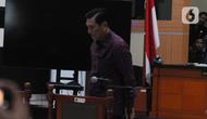 Menteri Koordinator Maritim dan Investasi (Menko Marves) Luhut Binsar Pandjaitan menghadiri sidang kasus dugaan pencemaran nama baik dengan terdakwa Haris Azhar dan Fatia Maulidiyanti di Pengadilan Negeri (PN) Jakarta Timur, Kamis (8/6/2023). (merdeka.com/Imam Buhori)